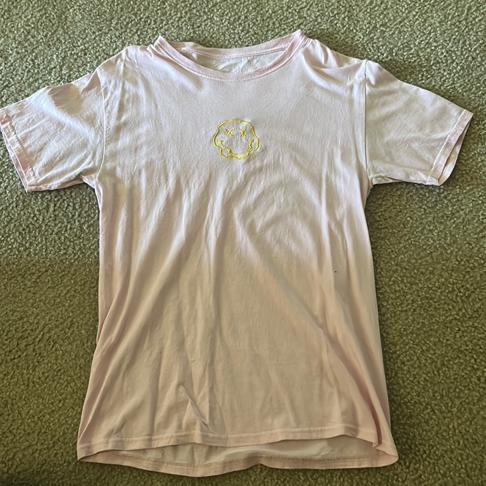 Light pink shirt small in men’s cotton tee